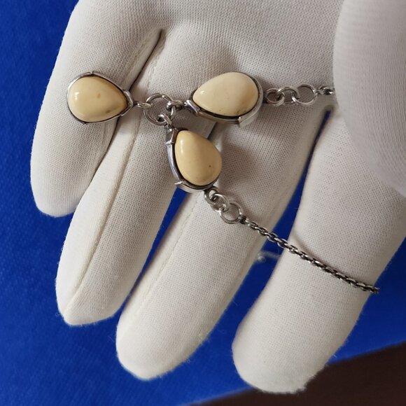 925 SILVER NECKLACE WITH EGG YOLK/WHITE BALTIC AMBER STONES. - Picture 8 of 8